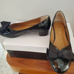 Navy Patent J.Renee Pumps 1.25" Heel 7.5